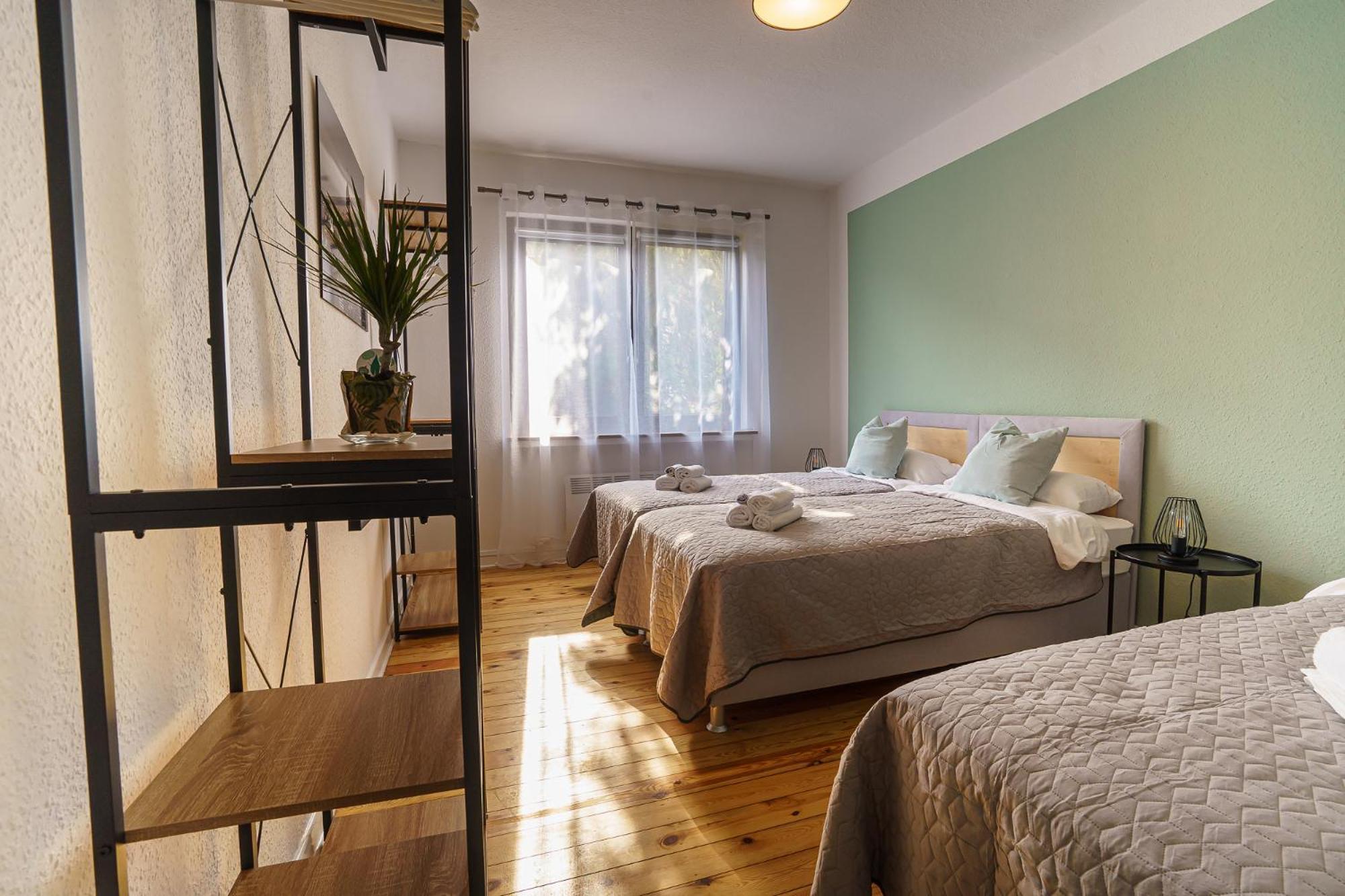 Immostay #8 - Haus Fuer 13 Personen Mit 7 Zimmer - Grosser Garten & Grill, Free Parking, Wlan Бремен Экстерьер фото