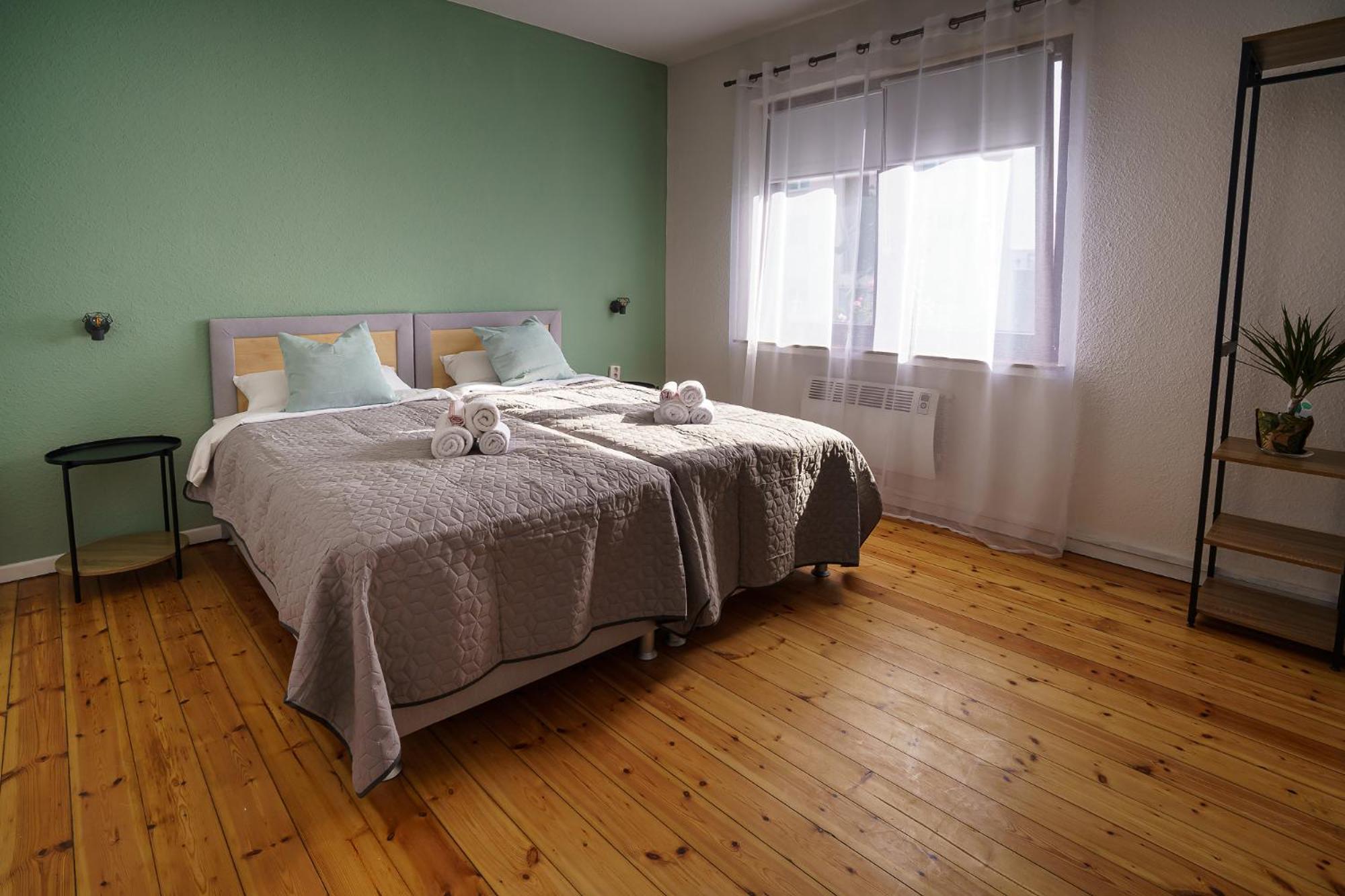 Immostay #8 - Haus Fuer 13 Personen Mit 7 Zimmer - Grosser Garten & Grill, Free Parking, Wlan Бремен Экстерьер фото